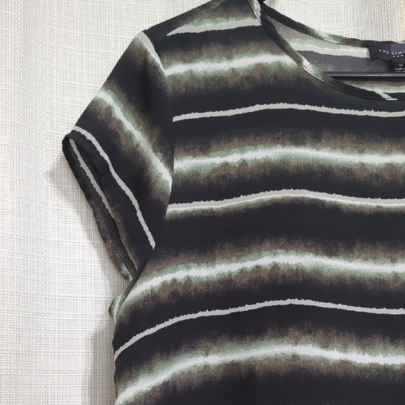 The Limited Women's Top Striped Black and‎ Gray Short Sleeves Lightweight Medium - Picture 2 of 6